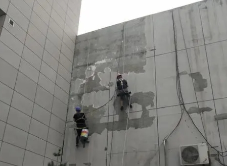 丰宁楼顶漏水维修公司分享下丰宁外墙防水的注意事项